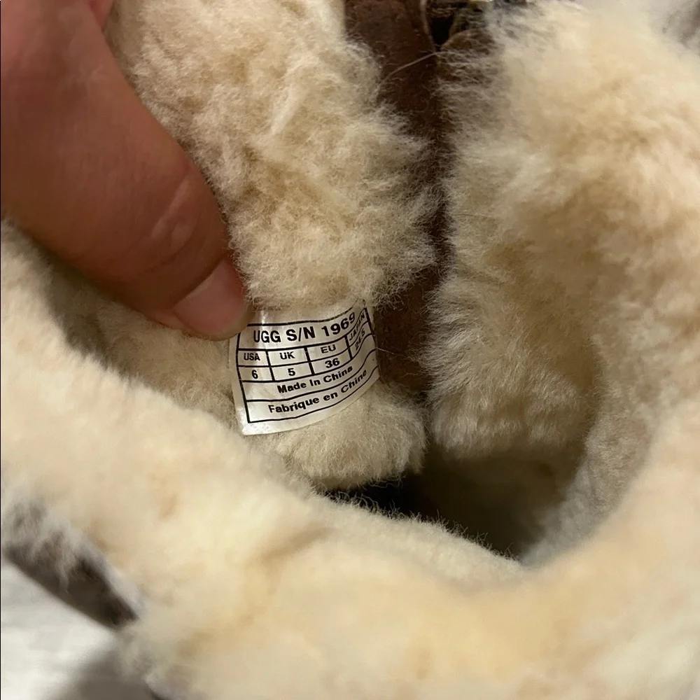 UGG Dark Brown Sheepskin-Lined Winter Boots - Picture 7 of 10